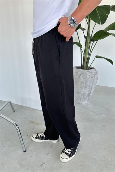 Siyah Beli Lastik Detay Gabardin Baggy Pantolon