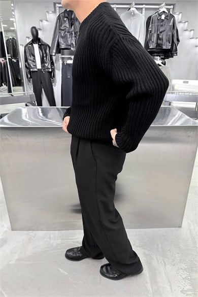 Siyah Bisiklet Yaka Fitilli Oversize Triko Kazak