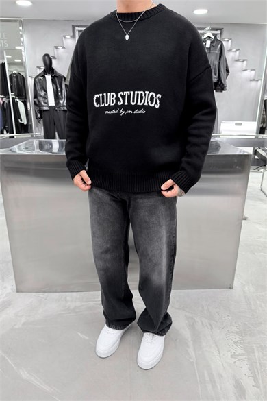 Siyah Club Studios Boxy Kalıp Triko Kazak