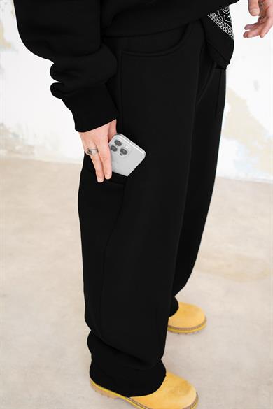 Siyah Cozy Basic Pileli Baggy Eşofman