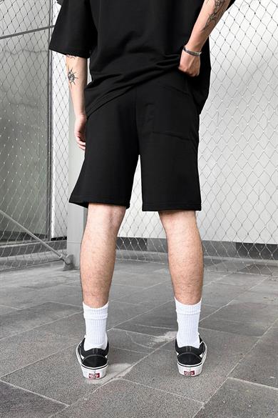 Siyah Dash Nakış Detay U7 Relaxed Fit Şort