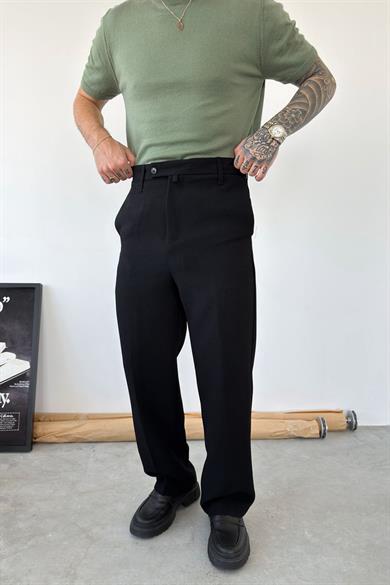 Siyah Dokulu Basic Kumaş Pantolon