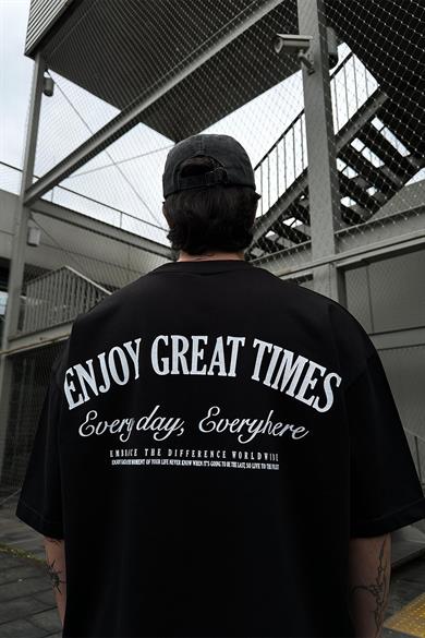 Siyah Enjoy Great OUTPLENTY PREMİUM Oversize Tişört