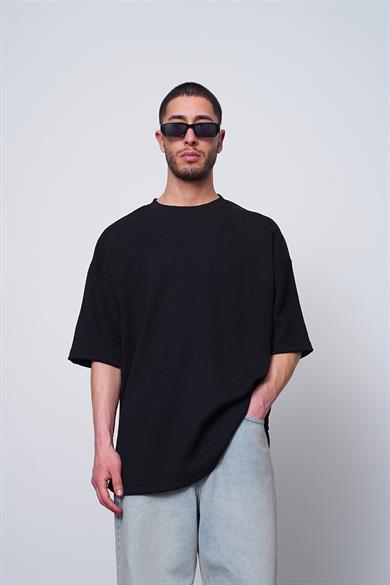 Siyah Fitilli Basic Yırtmaç Detay O7 MH Oversize Tişört