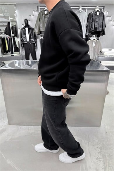 Siyah Half Nakışlı Oversize Sweatshirt