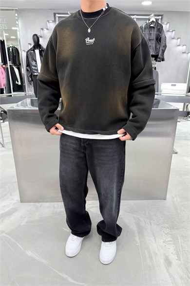 Siyah Kabartma Detaylı Yıkamalı Boxy Kalıp Sweatshirt