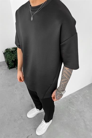 Siyah Patch Detay Likralı Relaxed Tişört