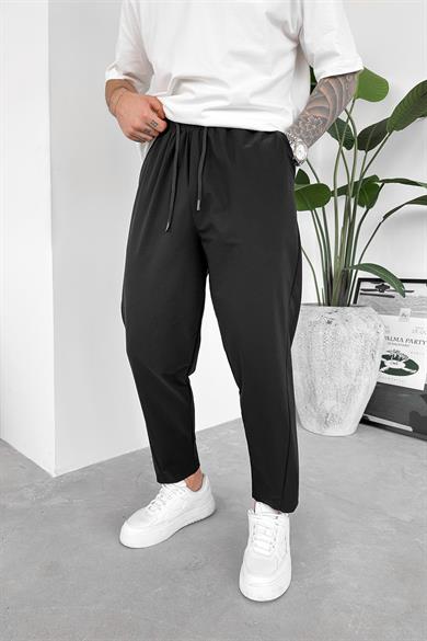 Siyah Patch Detay Paraşüt Boyfriend Pantolon
