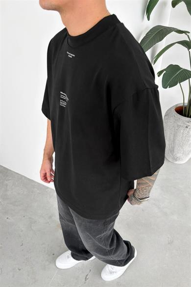 Siyah Yaka Baskı Detay Premium Oversize Tişört