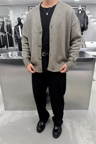Taba Düğmeli V Yaka Oversize Triko Hırka