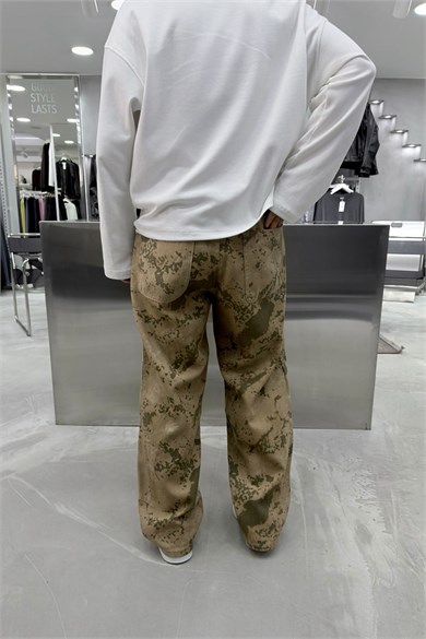 Toprak Patch Detaylı Kamuflaji Süper Baggy Pantolon