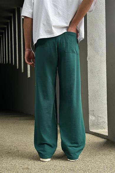 Yeşil Paçası Yırtmaçlı Nakış Detaylı EE Baggy Eşofman