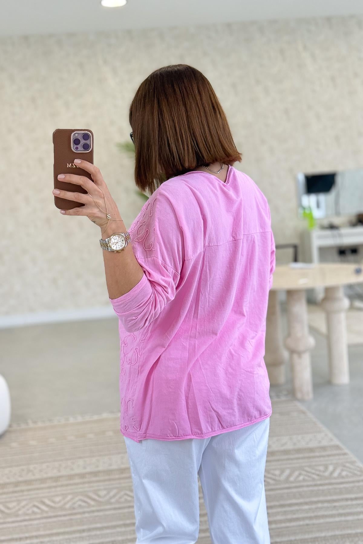 Çiçek Kabartma Detaylı Pamuklu Bluz Pembe Renk