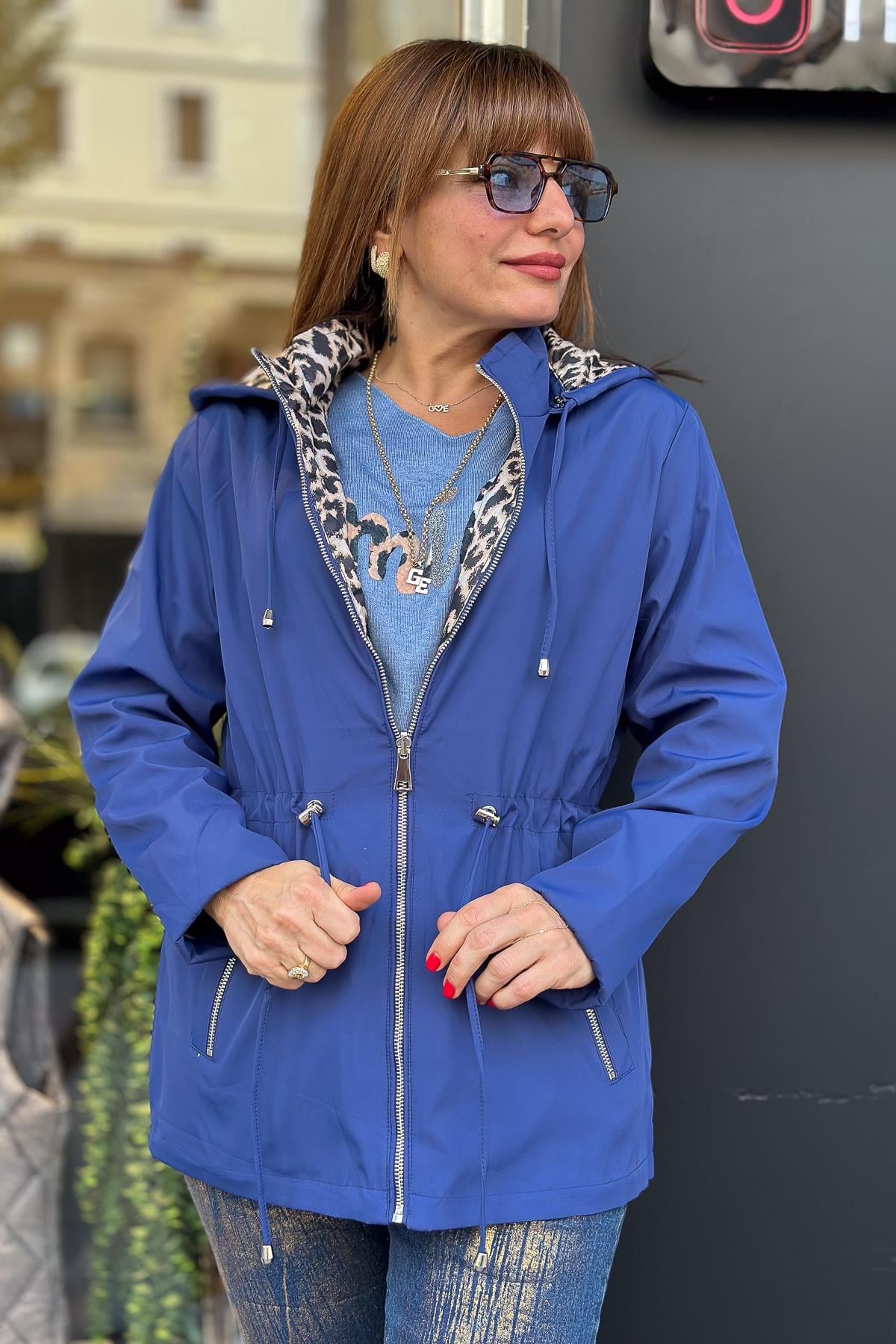 Çift Taraflı Kullanılan Leopar Desenli Trenç Saks Renk