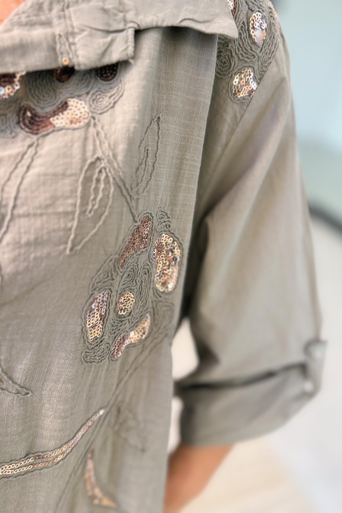 Gold Pul İşlemeli Önden Düğmeli Pamuklu Gömlek Elbise Vizon Renk