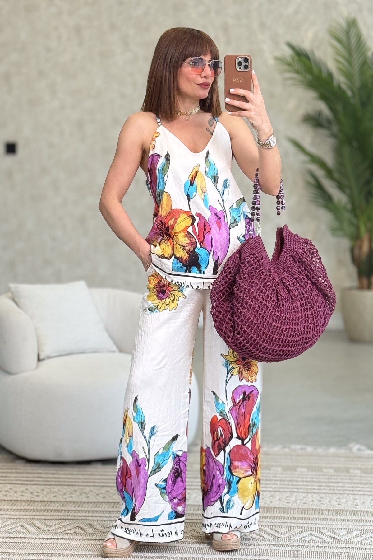 Renkli Çiçekli Askılı Bluz Pantolonlu Viskon  Alt Üst Takım Krem Renk