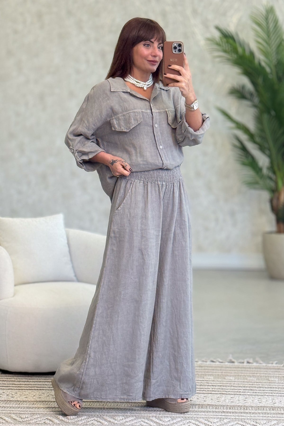 Sırtı Şerit Pullu Çift Cep Görünümlü Keten Gömlek Vizon Renk