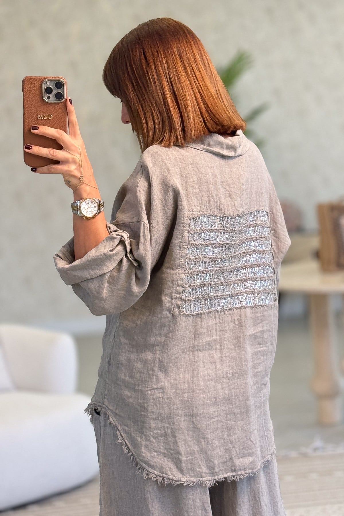 Sırtı Şerit Pullu Çift Cep Görünümlü Keten Gömlek Vizon Renk