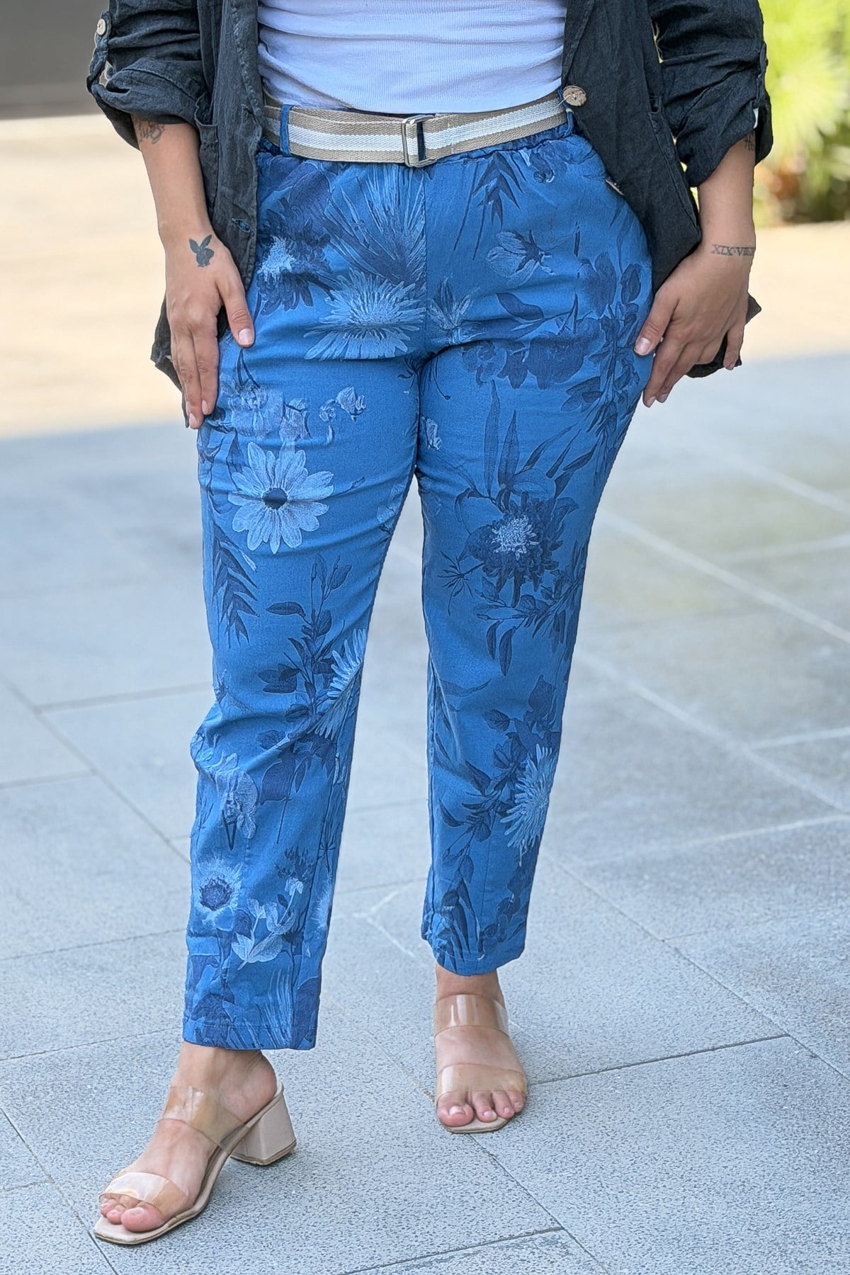 Soft Çiçek Desenli Likralı Pantolon İndigo Renk