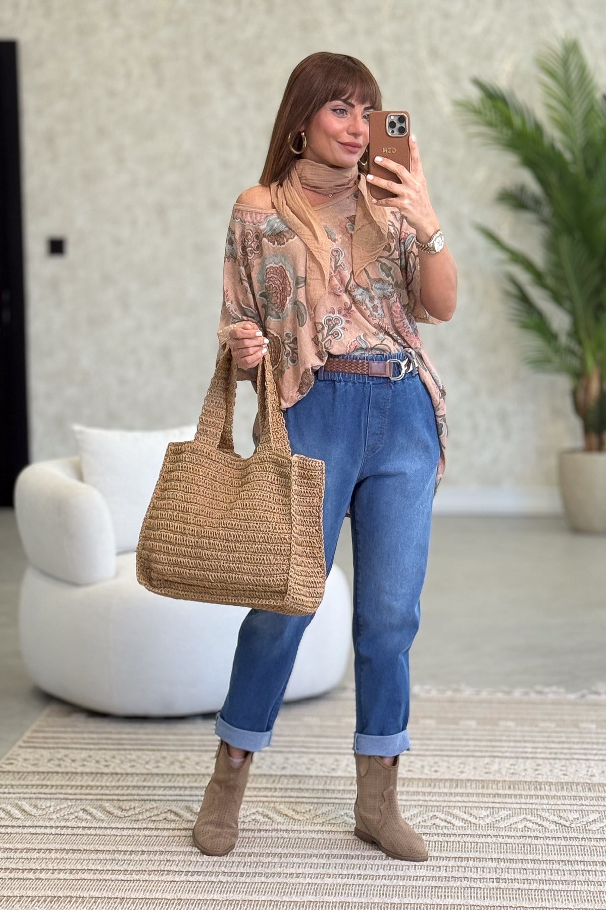 Soft Çiçek Desenli Pul Detaylı Şallı Bluz Camel Renk