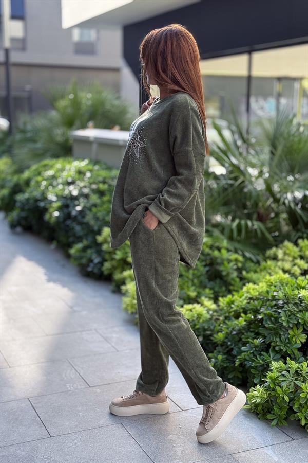 3 Yıldızlı Yuvarlak Yaka Kadife Sweet Haki Renk