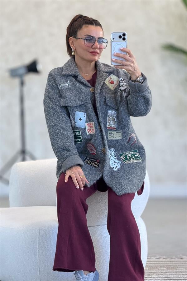 Amblemli Keçe Kaban Gri Renk