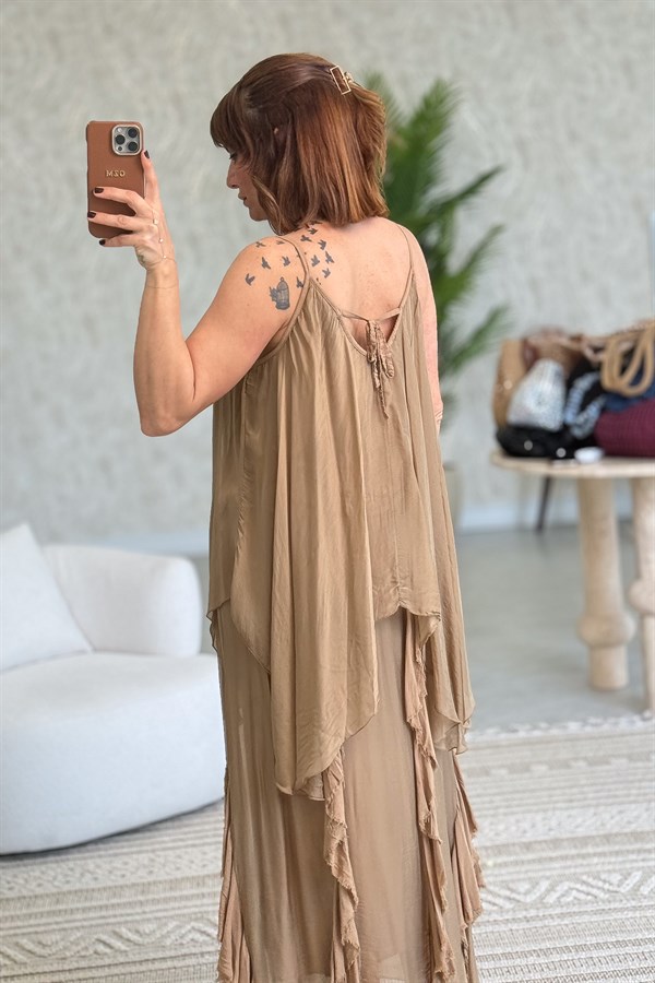 Asimetrik Kesim Bağlama Detaylı Askılı Viskon İpek Bluz Camel Renk