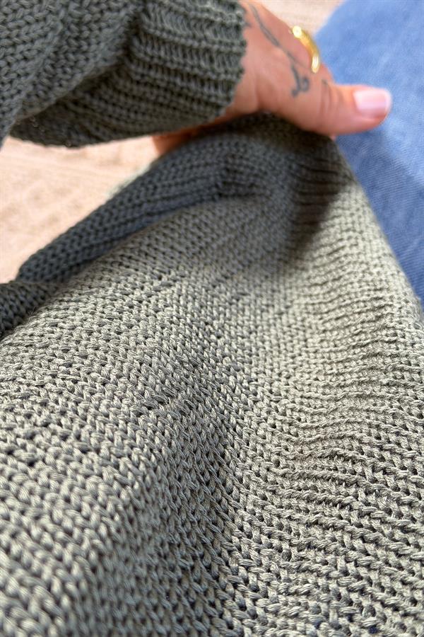 Asimetrik Kesim Merserize Triko Haki Renk