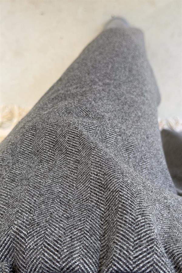 Balık Sırtı Desenli Kemerli Pantolon Füme Renk