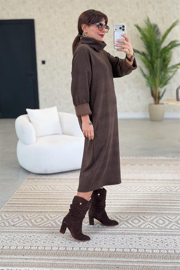 Balıkçı Yaka Midi Boy Kalın Fitilli Kadife Elbise Acı Kahve Renk