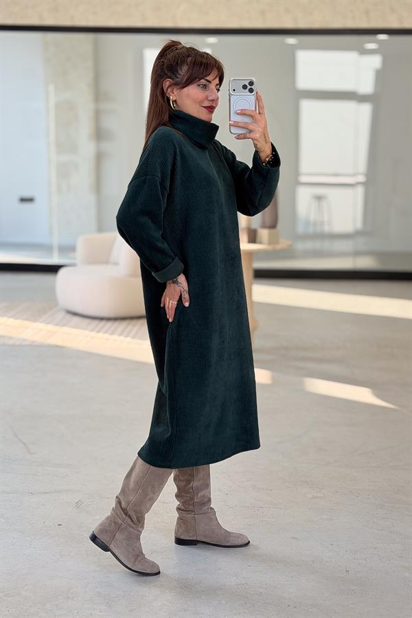 Balıkçı Yaka Midi Boy Kalın Fitilli Kadife Elbise Zümrüt Yeşili Renk