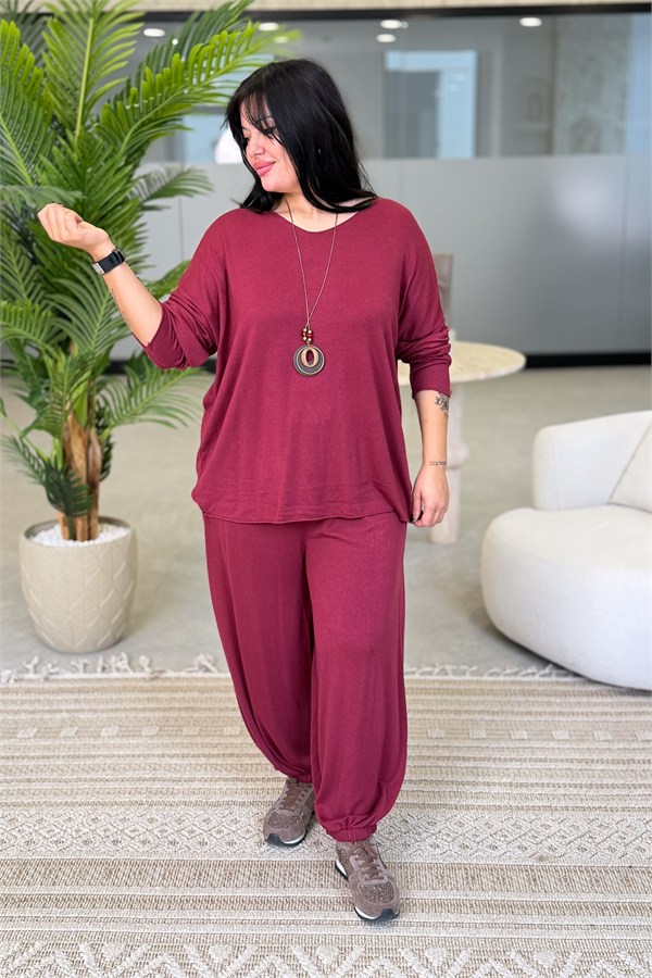 Bluz Ve Paçası Lastikli Pantolonlu Alt Üst Hamur Triko Takım Bordo Renk