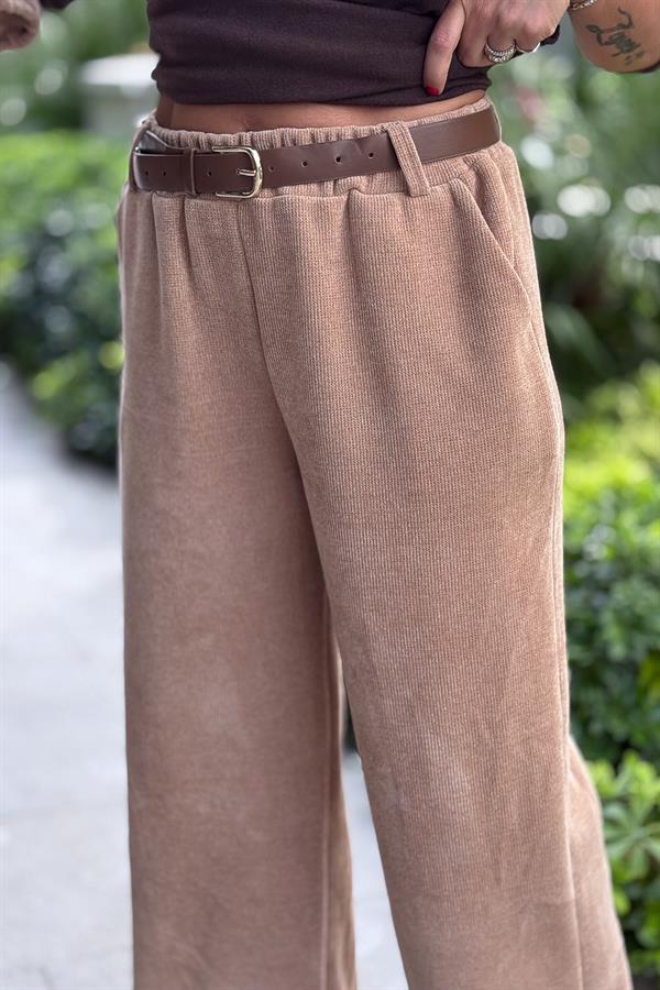 Bol Paça Deri Kemerli Eşorfman Bal Köpüğü Renk