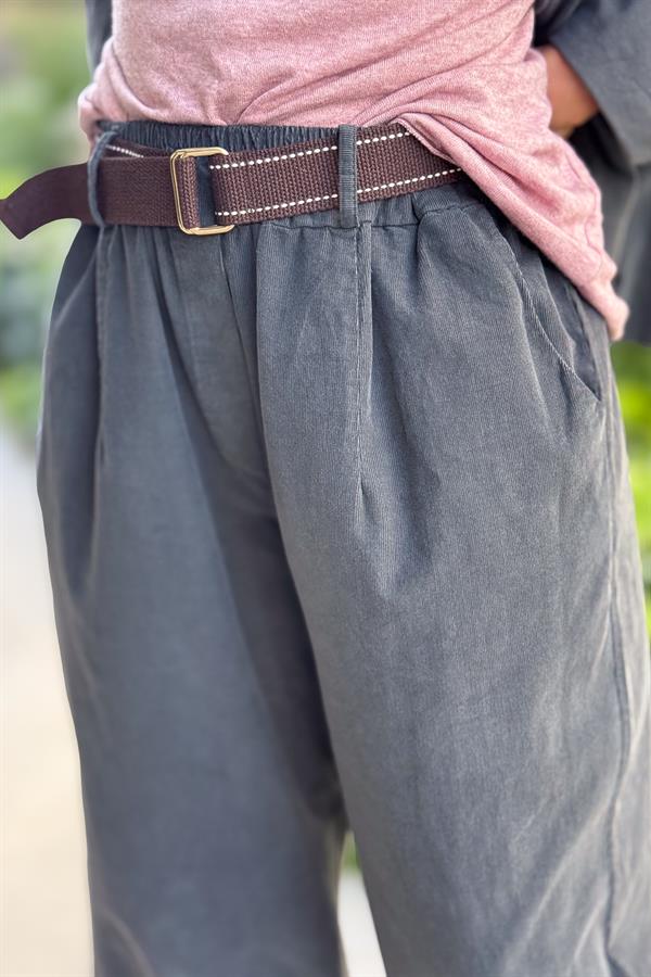 Bol Paça Geniş Kalıp İnce Fitilli Kadife Pantolon Antresit Renk