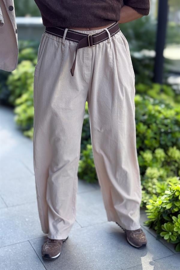 Bol Paça Geniş Kalıp İnce Fitilli Kadife Pantolon Krem Renk