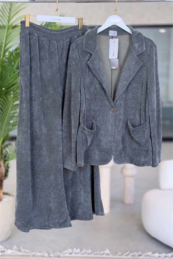 Bol Paça Pantolon Ve Blazer Ceketli Alt Üst Kadife Takım Haki RenkALT ÜST TAKIM