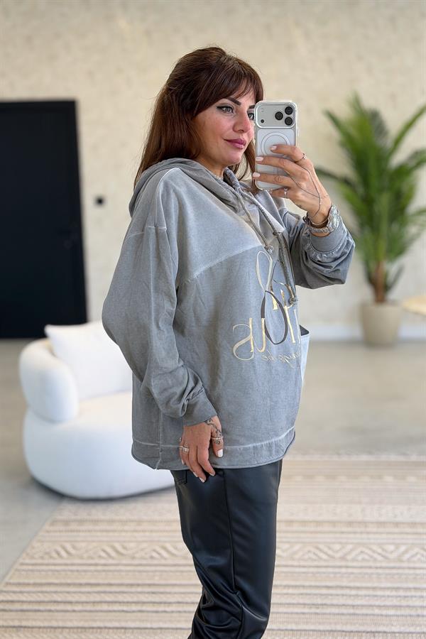 Cep Detaylı Gold Yazılı Yıkamalı Kapüşonlu Sweet Gri Renk