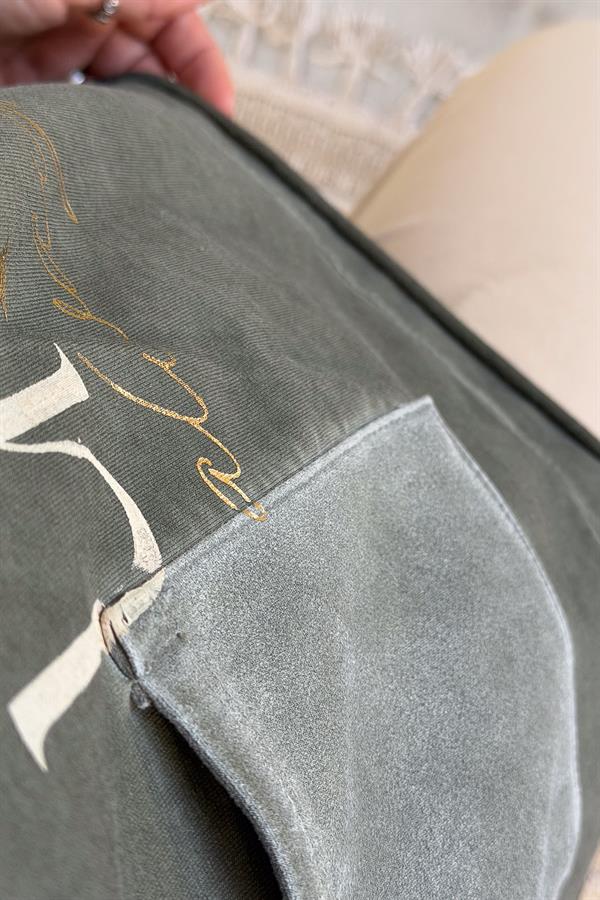 Cep Detaylı Gold Yazılı Yıkamalı Kapüşonlu Sweet Haki Renk