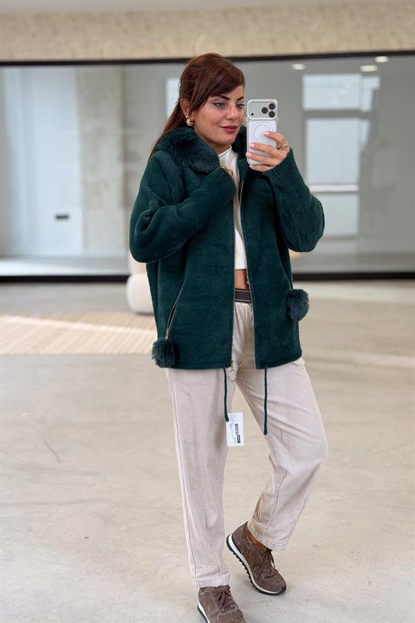 Cepleri Ponponlu Kapüşonu Kürklü Angora Mont Zümrüt Yeşili Renk