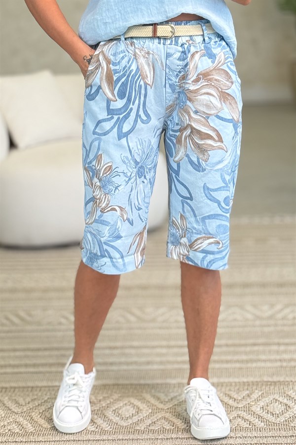 Çiçek Baskılı Kemerli Bermuda Şort Bebe Mavi Renk