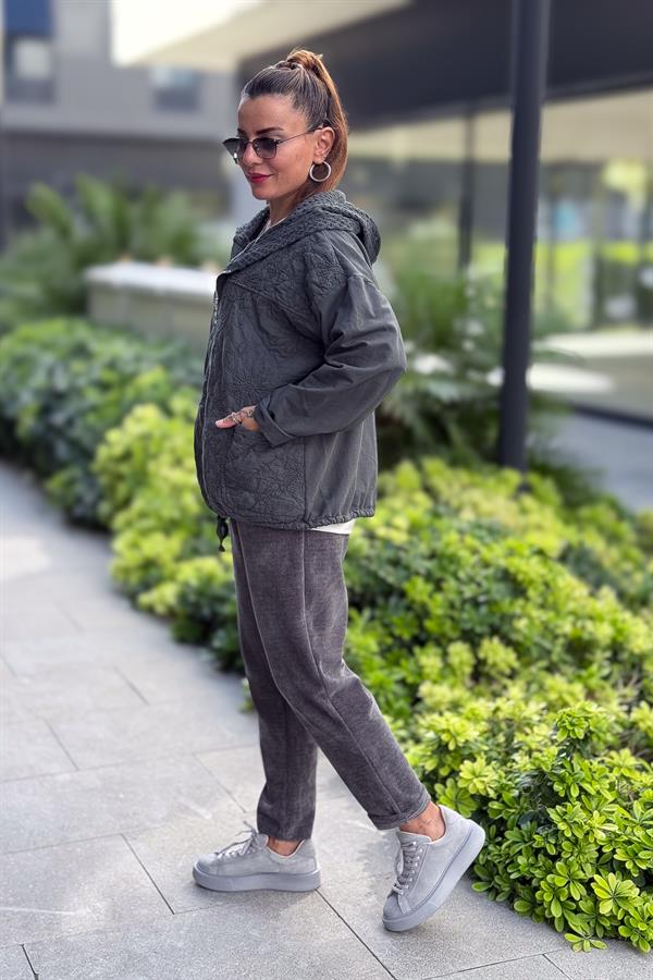 Çiçek Desenli Kapitone Ceket Antresit Renk