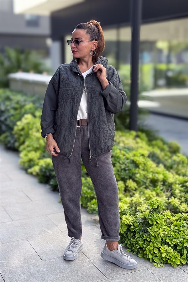 Çiçek Desenli Kapitone Ceket Antresit Renk