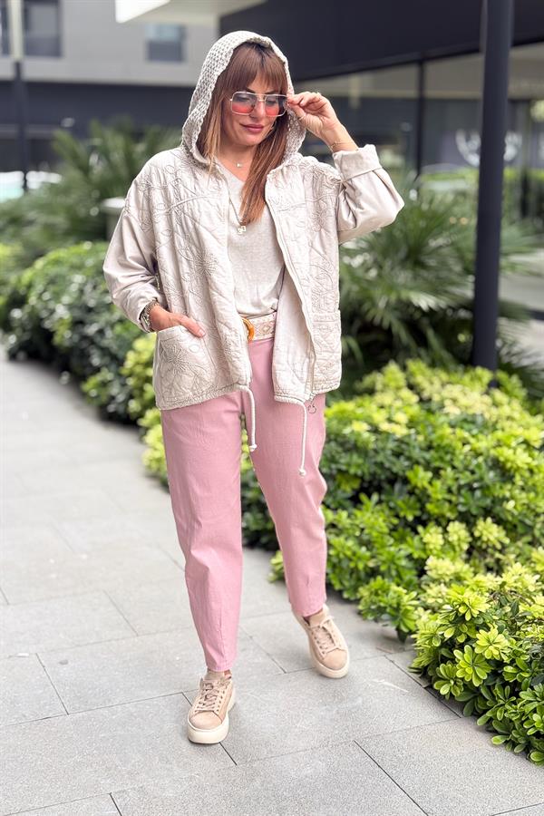 Çiçek Desenli Kapitone Ceket Bej Renk