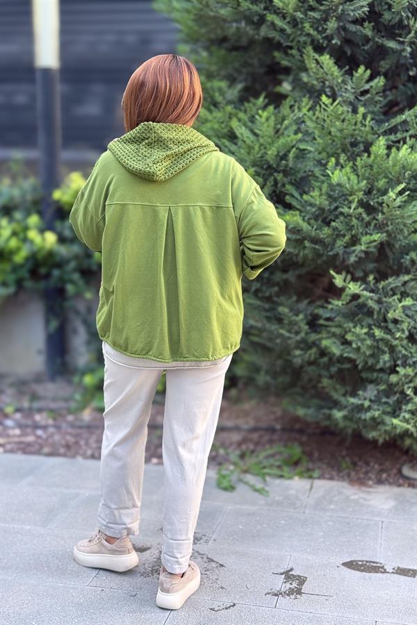 Çiçek Desenli Kapitone Ceket Fıstık Yeşil Renk