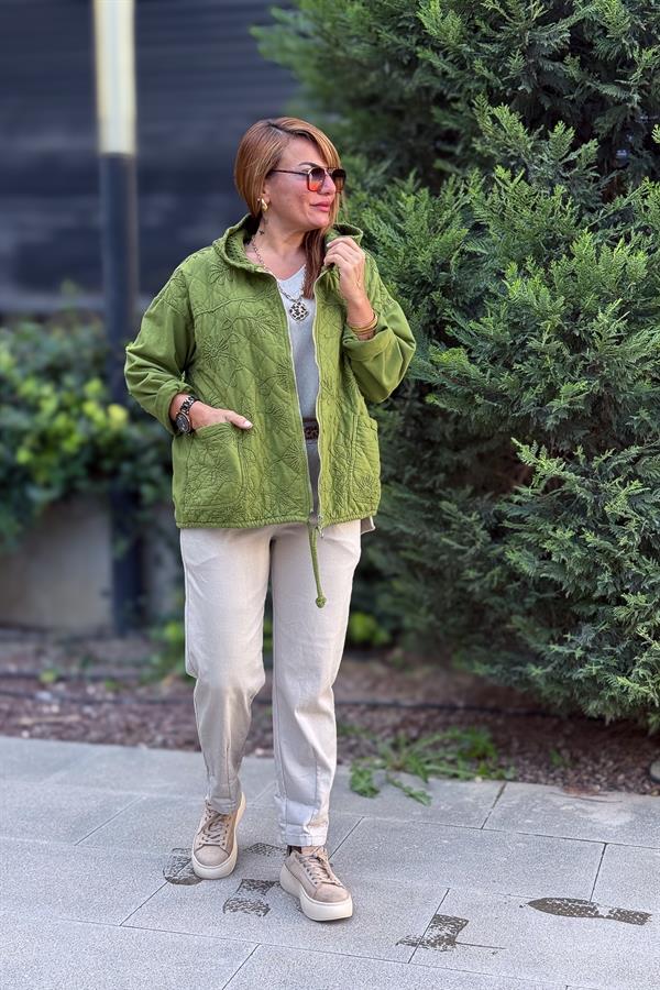 Çiçek Desenli Kapitone Ceket Fıstık Yeşil Renk