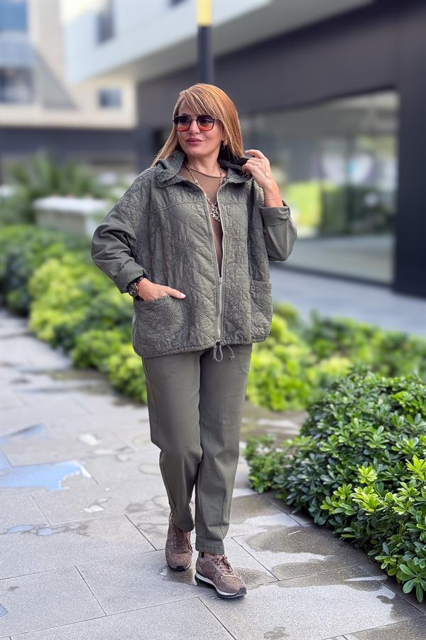 Çiçek Desenli Kapitone Ceket Haki Renk