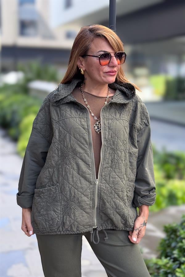 Çiçek Desenli Kapitone Ceket Haki Renk