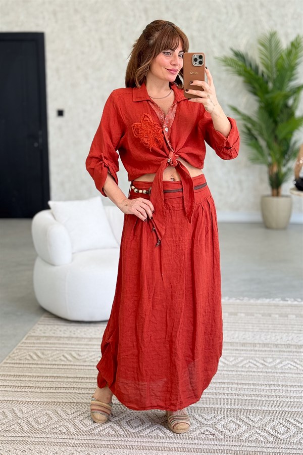 Çiçek Kabartmalı Düğme Yerleri Pullu Bağlamalı Keten Gömlek Kiremit Renk