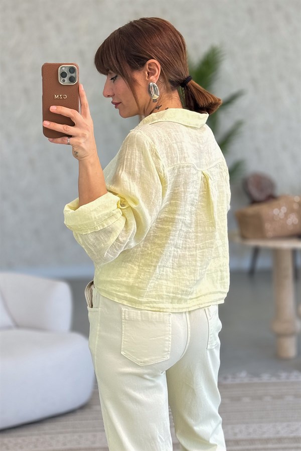 Çiçek Kabartmalı Düğme Yerleri Pullu Bağlamalı Keten Gömlek Sarı Renk