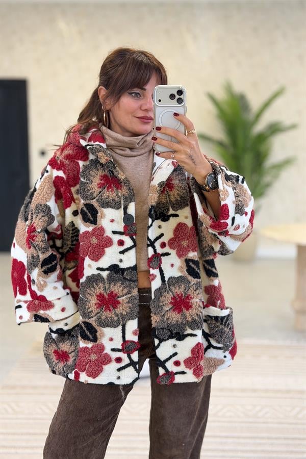 Çiçek Kabartmalı Kapüşonlu Düğmeli Keçe Kaban Krem Renk